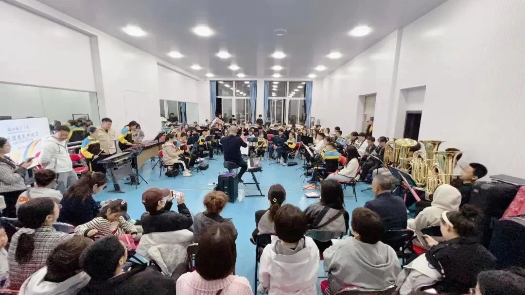 de5e92f08af940b4ae2665332c5a2a67.jpg 2.jpg