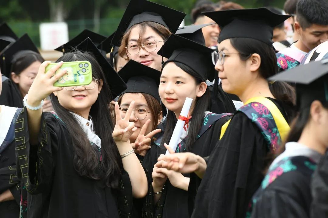 bf39fb8a5236492f9523f60a929d2fb6.jpg bf39fb8a5236492f9523f60a929d2fb6.jpg