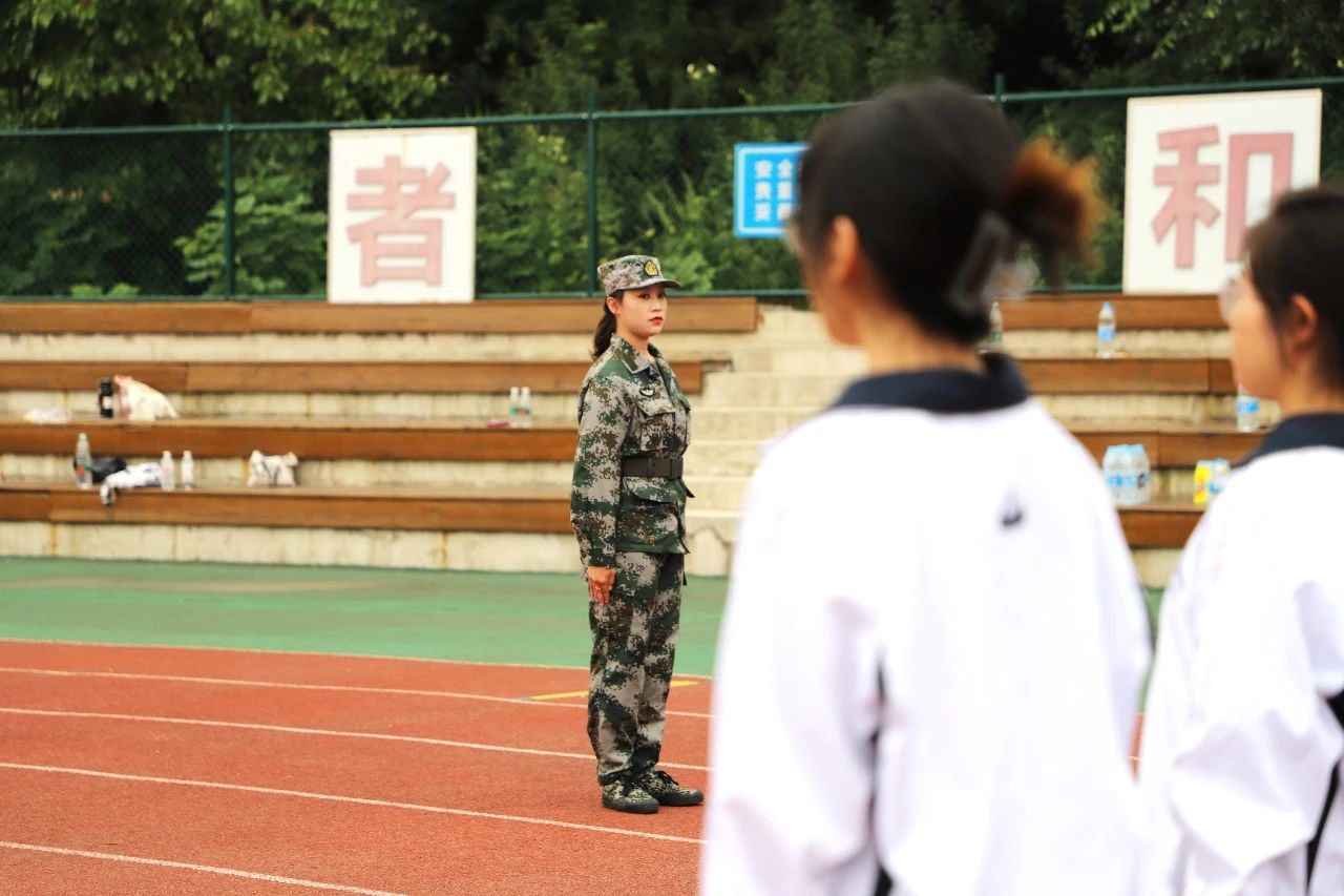 4afc0db1709b4721b56dfe3add1c8694.jpg 4afc0db1709b4721b56dfe3add1c8694.jpg