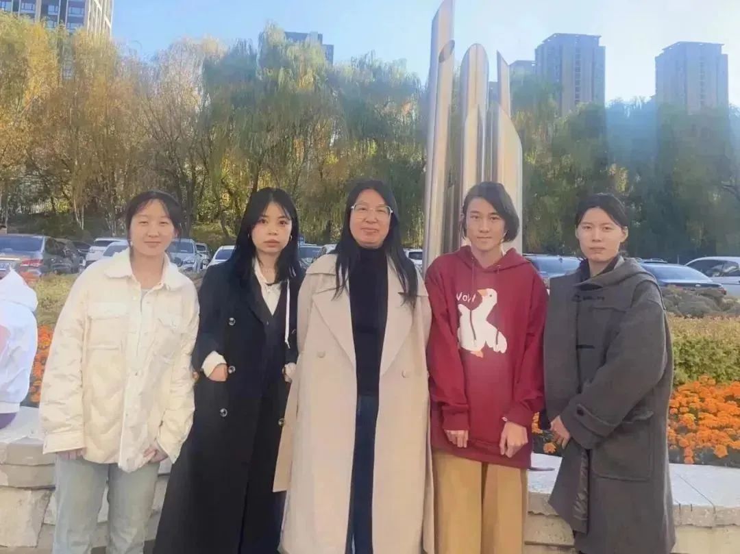 a95b143332dc487a9e70787789e0ec34.jpg a95b143332dc487a9e70787789e0ec34.jpg