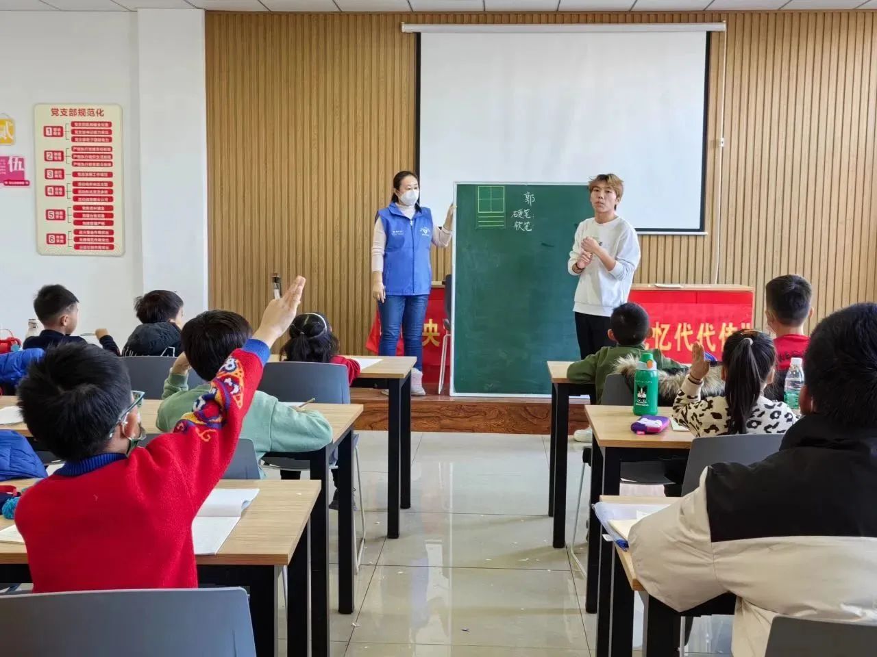 3f8137ebea2342fcbaf2fdd99f14b84d.jpg 3f8137ebea2342fcbaf2fdd99f14b84d.jpg