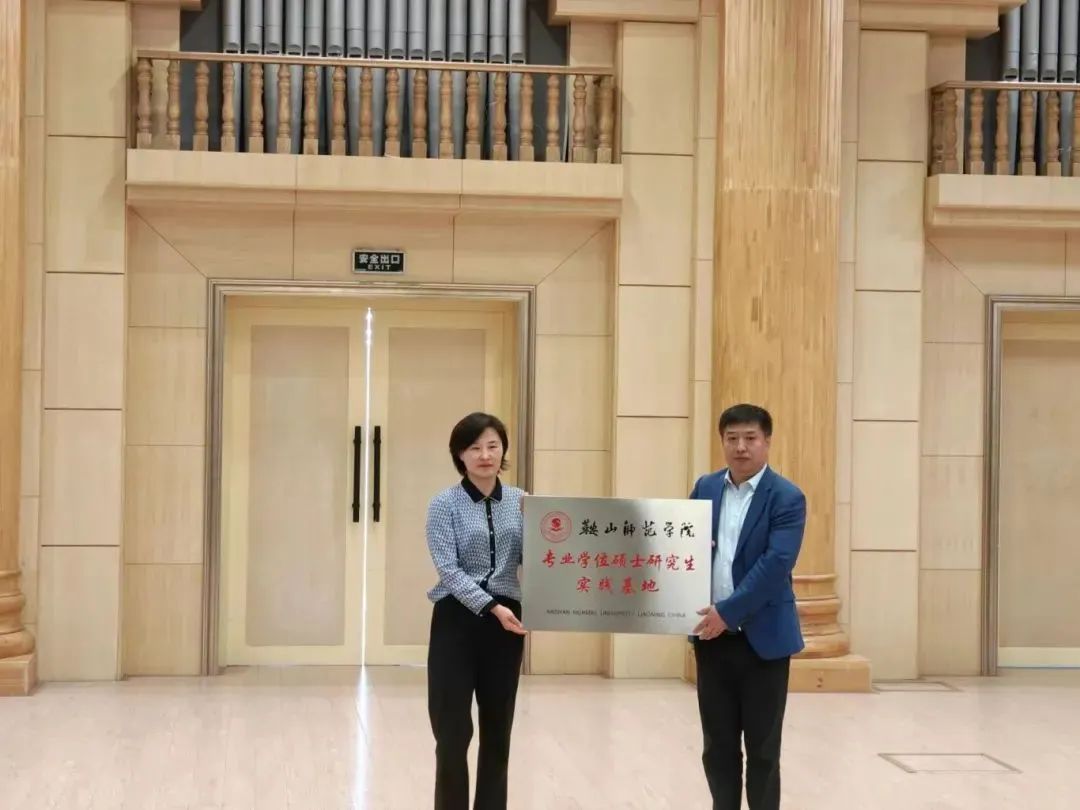 0d8355435b7e4c3d9ae0fe46f8a6afe8.jpg 0d8355435b7e4c3d9ae0fe46f8a6afe8.jpg