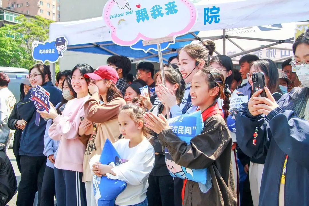 64703b7e6ce14a108fa1561316e0f825.jpg 64703b7e6ce14a108fa1561316e0f825.jpg