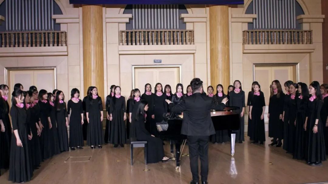 6817f74c0473446ca49457cf81a20295.jpg 6817f74c0473446ca49457cf81a20295.jpg