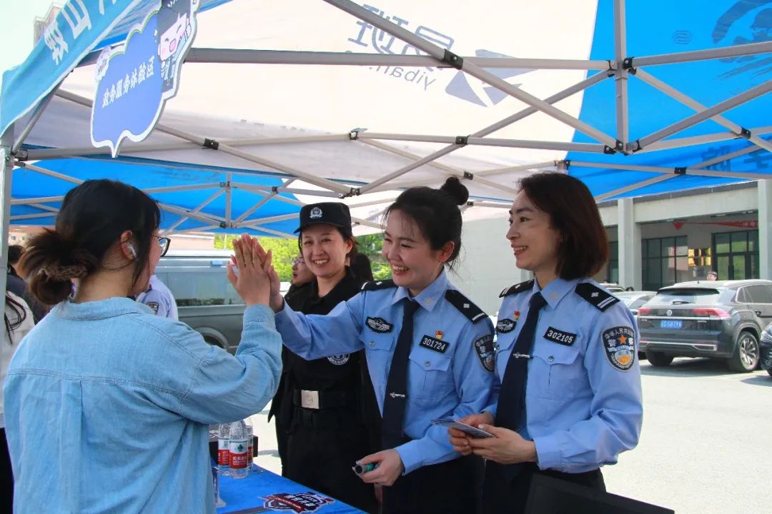 9f9b82b29ba94c0684a9ba063cdc6c09.jpg 9f9b82b29ba94c0684a9ba063cdc6c09.jpg