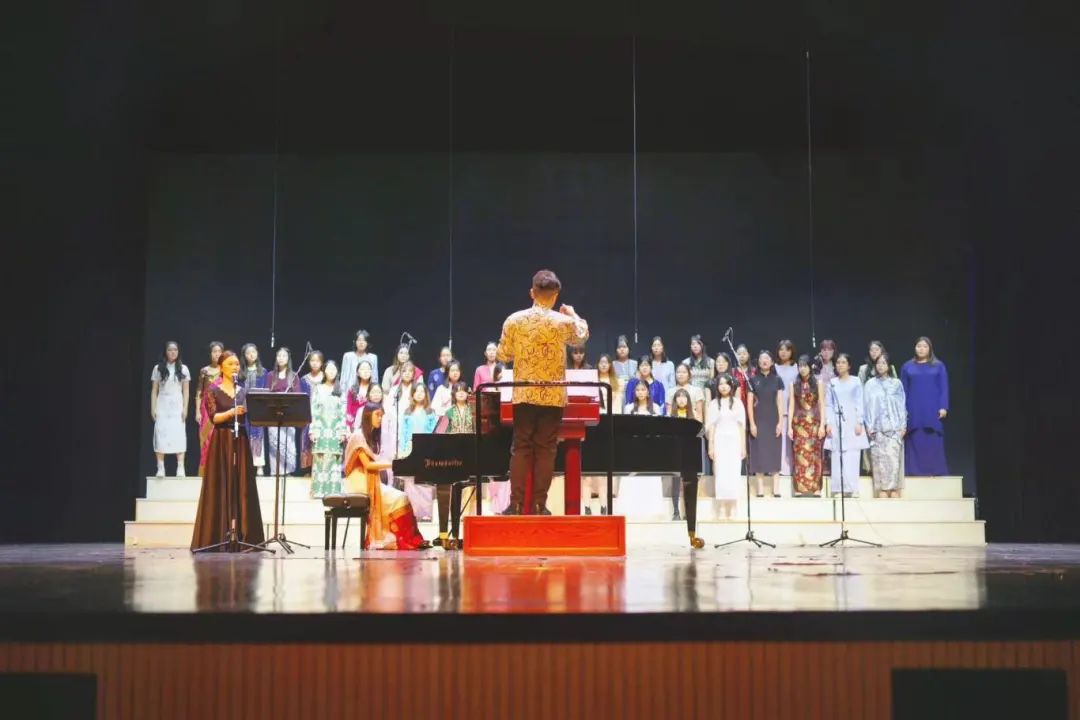 ed995f6cb9a747f3975aa70f1bc8fe93.jpg ed995f6cb9a747f3975aa70f1bc8fe93.jpg