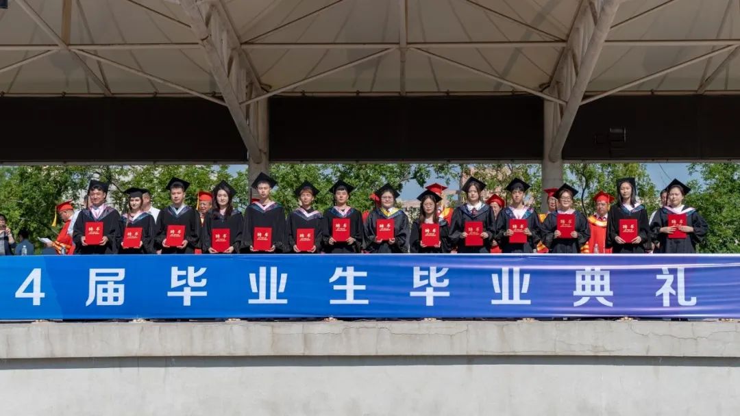 35cb72ad1e01464a8a39922a8a5811b8.jpg 35cb72ad1e01464a8a39922a8a5811b8.jpg