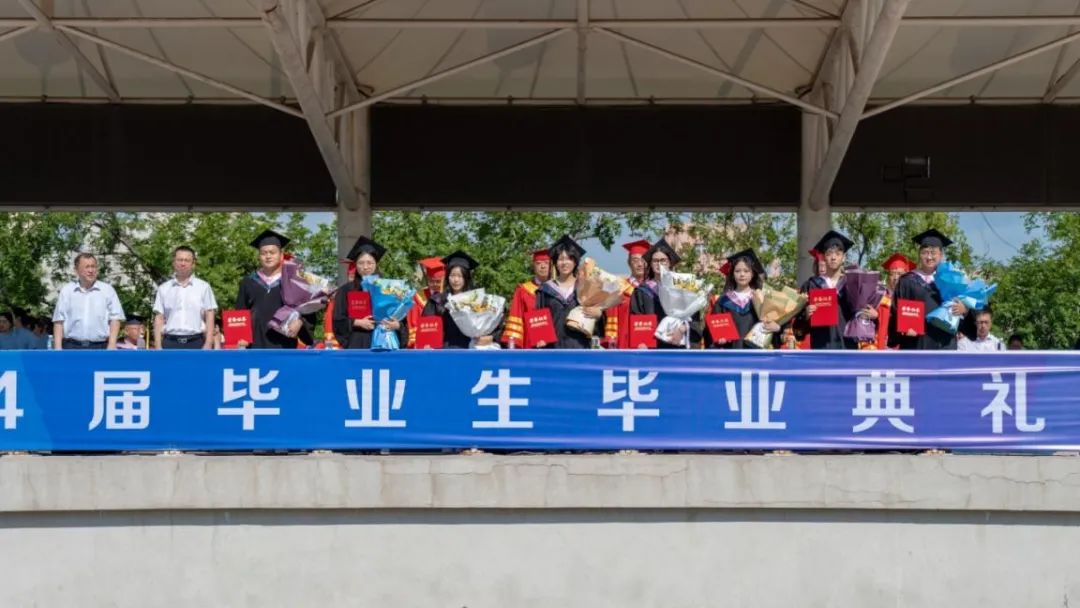 51c0b710848f4c6f9727f889a84f72d7.jpg 51c0b710848f4c6f9727f889a84f72d7.jpg