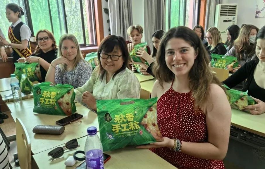 7f3f6ba9bfa14d6c869ed905bdbbcd1d.jpg 7f3f6ba9bfa14d6c869ed905bdbbcd1d.jpg