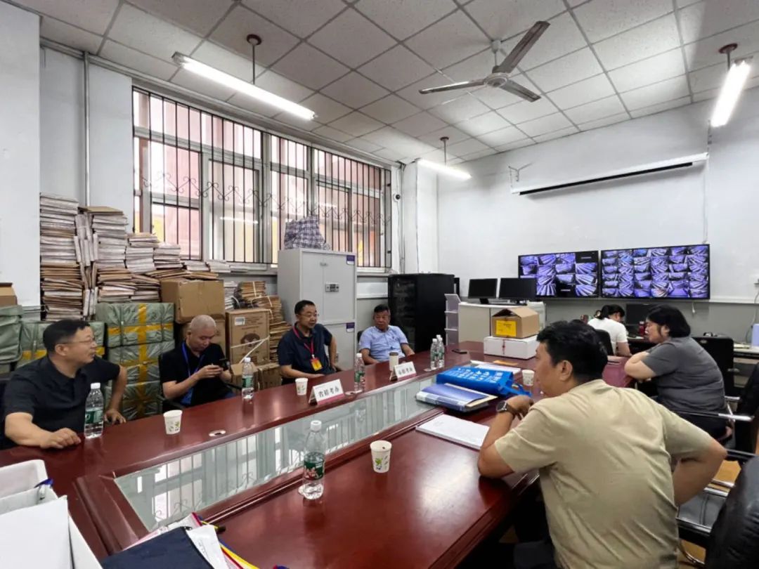 ac1304481f114e63be572d637602d06e.jpg ac1304481f114e63be572d637602d06e.jpg