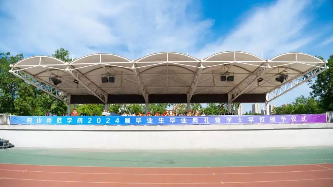 ee4adff04a4b4b3b8b2cd43da4deb4f7.jpg ee4adff04a4b4b3b8b2cd43da4deb4f7.jpg