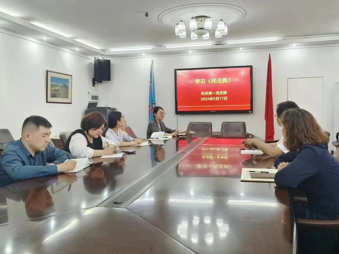 fe1636aa8ec5463d8ba6716096b287f8.jpg fe1636aa8ec5463d8ba6716096b287f8.jpg