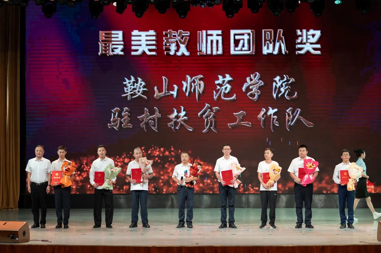 0d6aadf9410a4731a7e6f05de87ec6ee.jpg 0d6aadf9410a4731a7e6f05de87ec6ee.jpg