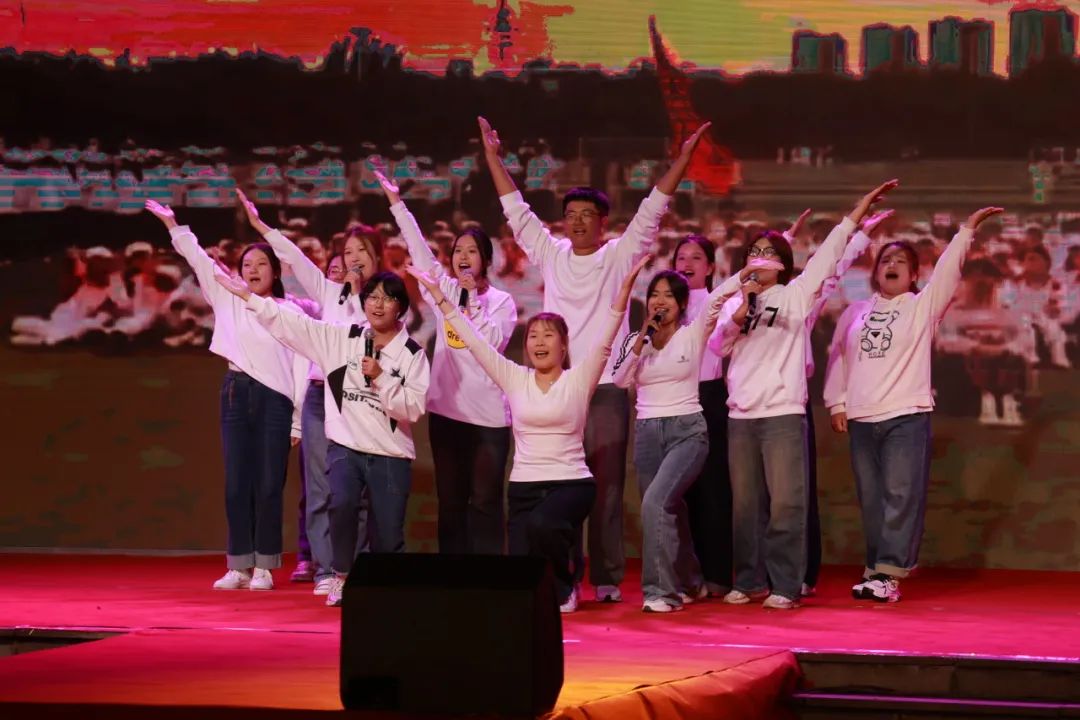 263b6ec2f7e24450be03eac1d92a134e.jpg 263b6ec2f7e24450be03eac1d92a134e.jpg