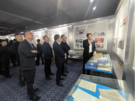 542f0e6bee3e4b2d990bcb1a2162c13c.png 542f0e6bee3e4b2d990bcb1a2162c13c.png