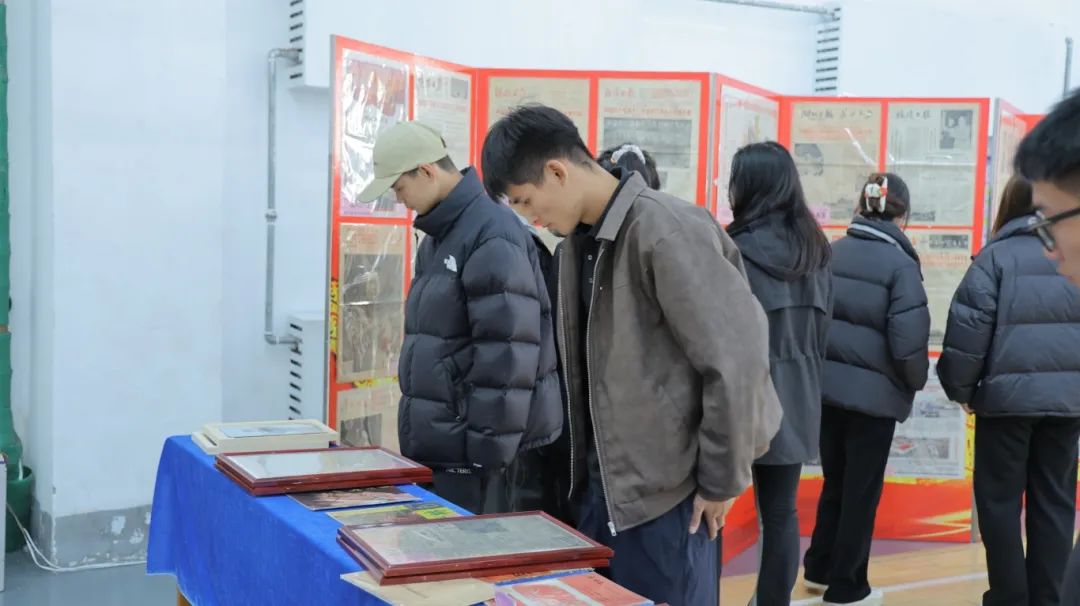 ae30a9f8230e460c9e8d43f1000e38e3.jpg ae30a9f8230e460c9e8d43f1000e38e3.jpg