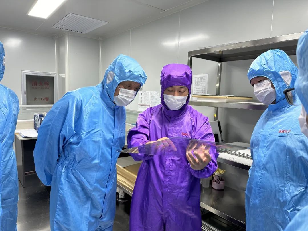 c7e5eaa831e645ce8b72c38c9b183afd.jpg c7e5eaa831e645ce8b72c38c9b183afd.jpg