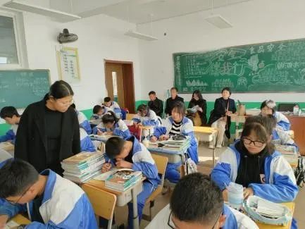 7f50c4502d0544fda69c6778a66404e4.jpg 7f50c4502d0544fda69c6778a66404e4.jpg