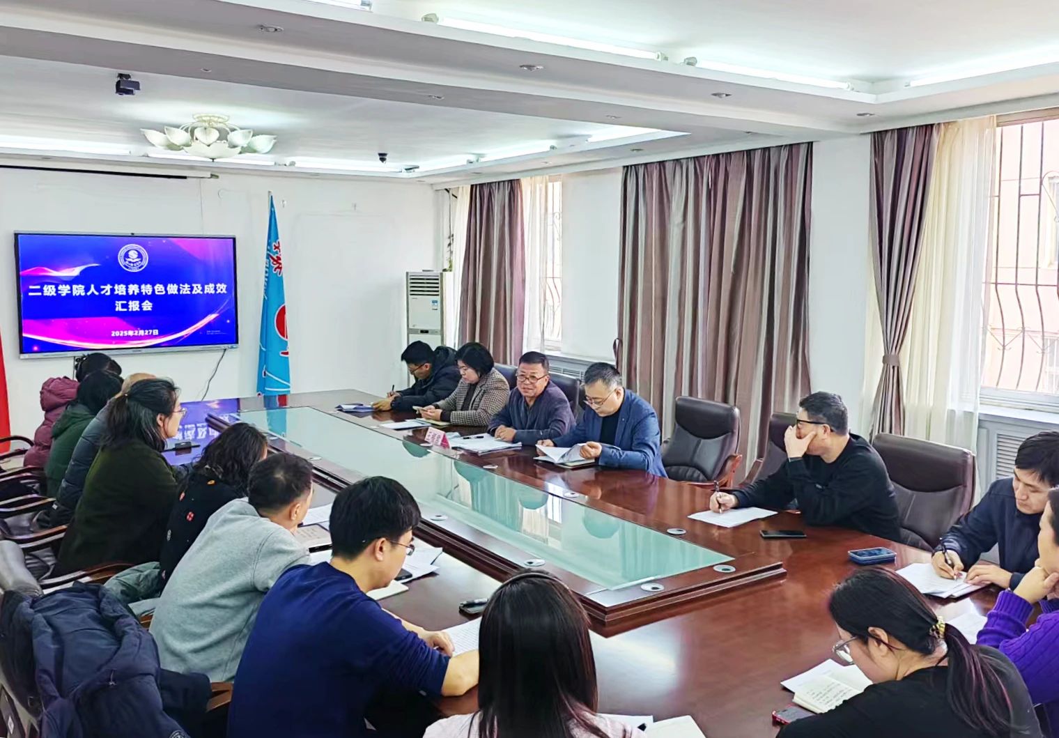 9b5a1b86f3bb434b964e094745ba8398.jpg 9b5a1b86f3bb434b964e094745ba8398.jpg